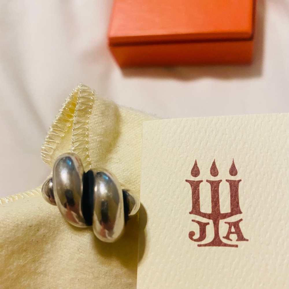 James Avery Sisterhood ring